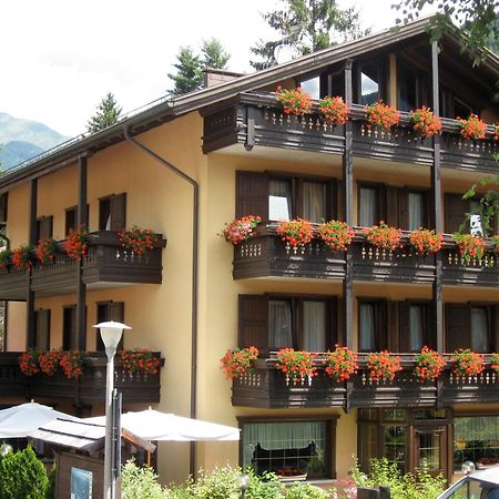 Hotel Binelli Pinzolo Zewnętrze zdjęcie