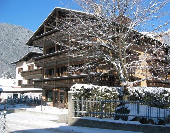 Hotel Binelli Pinzolo Zewnętrze zdjęcie