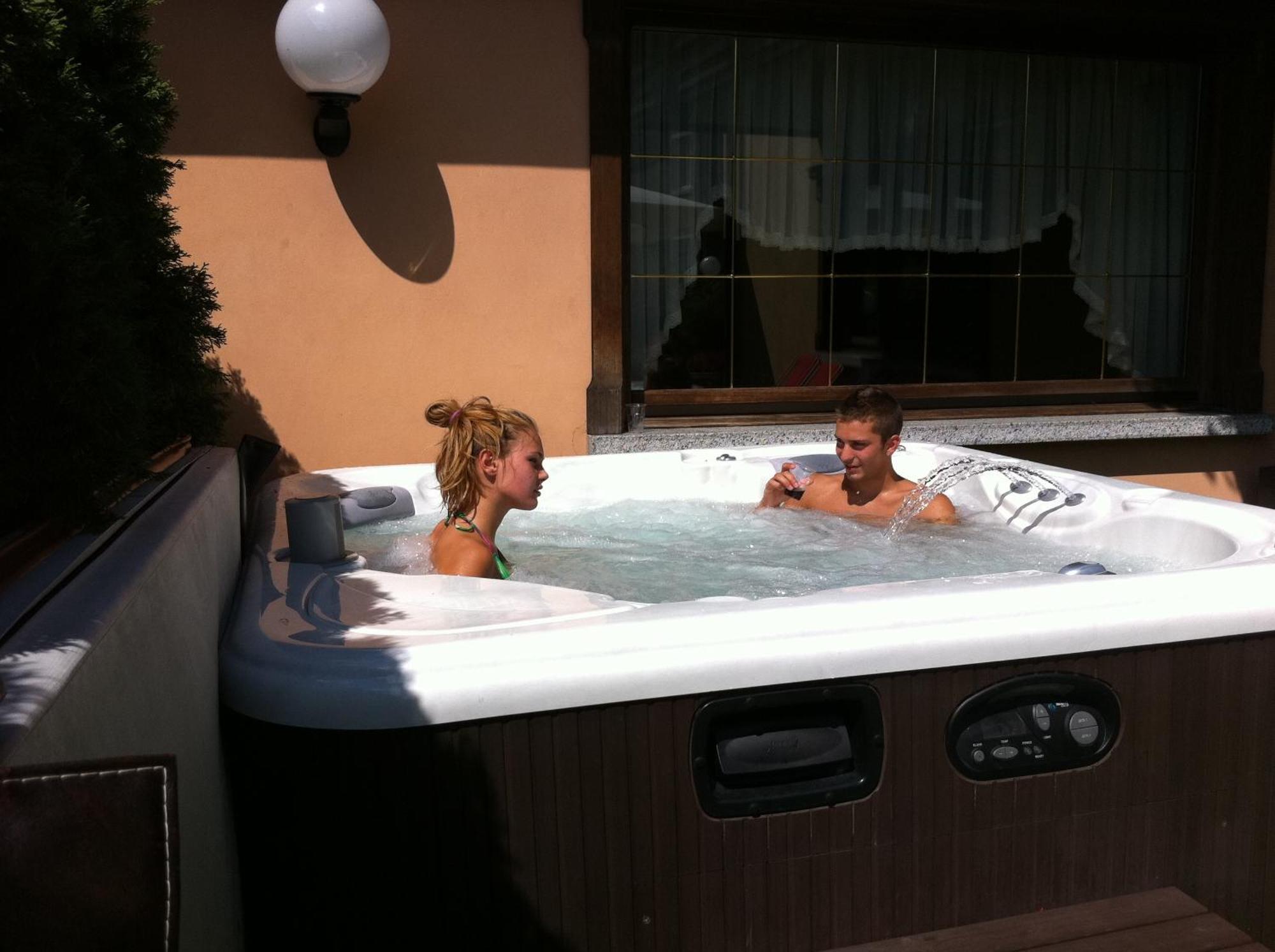 Hotel Binelli Pinzolo Zewnętrze zdjęcie