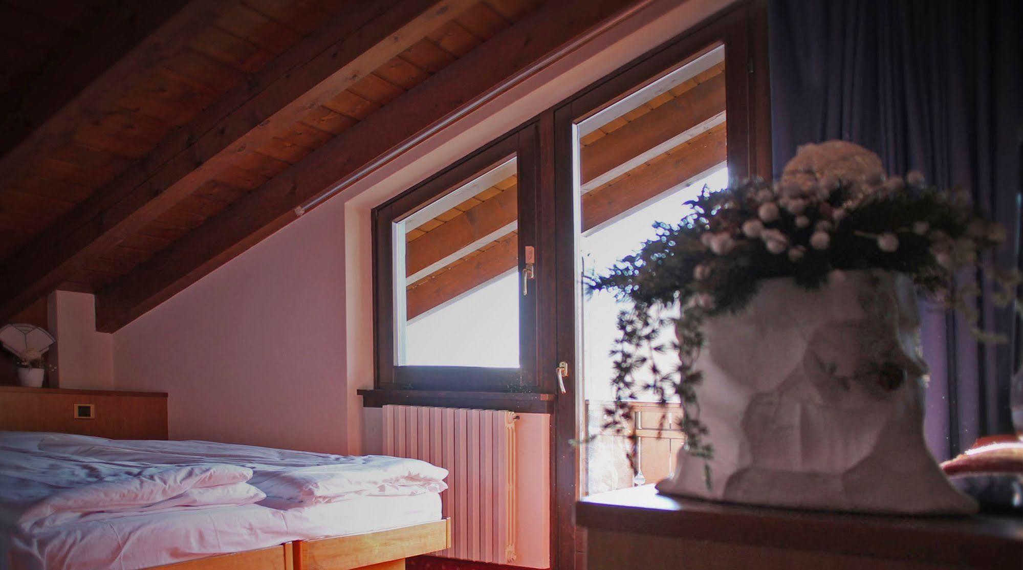 Hotel Binelli Pinzolo Zewnętrze zdjęcie